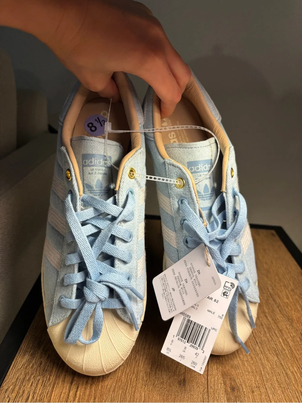 NWT Adidas Men’s 8.5 Denim Superstar Casual Sneakers in Light Blue